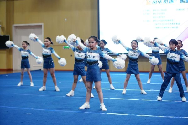 金来源 共有46所中小学校、826名同学参加，什么赛事这么火爆？